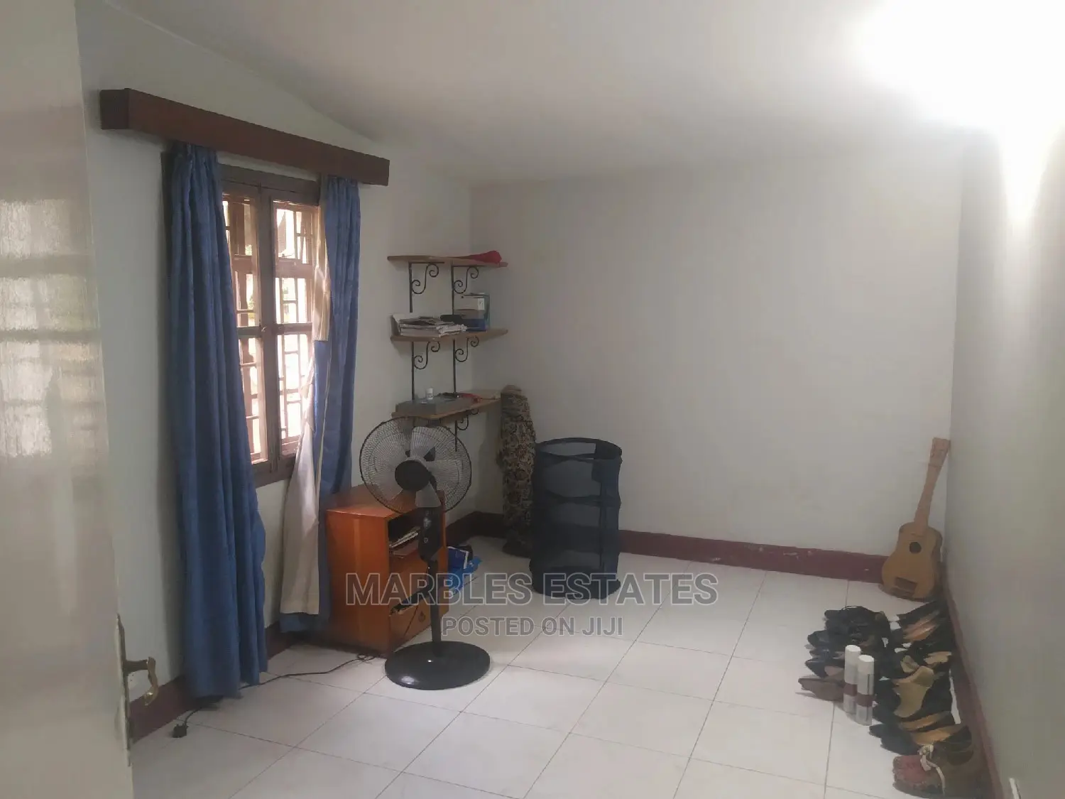3bdrm Bungalow in Kololo, Central Division for Rent