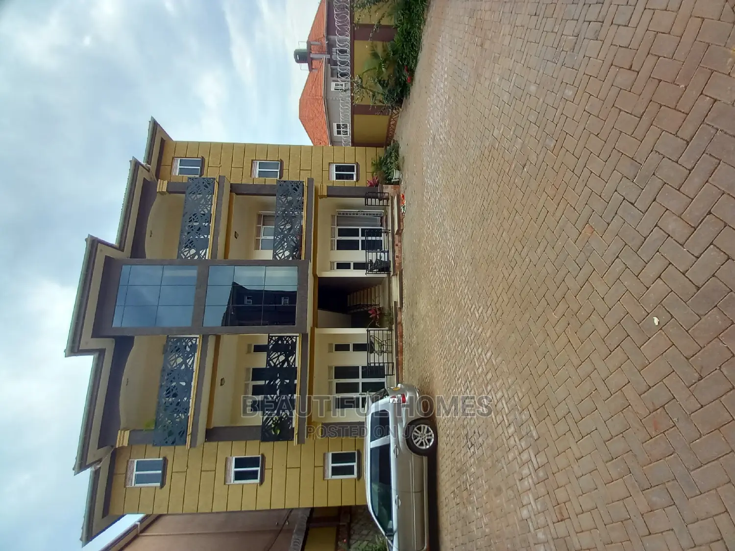 Furnished 2bdrm Apartment in Kisaasi, Nakawa for Sale