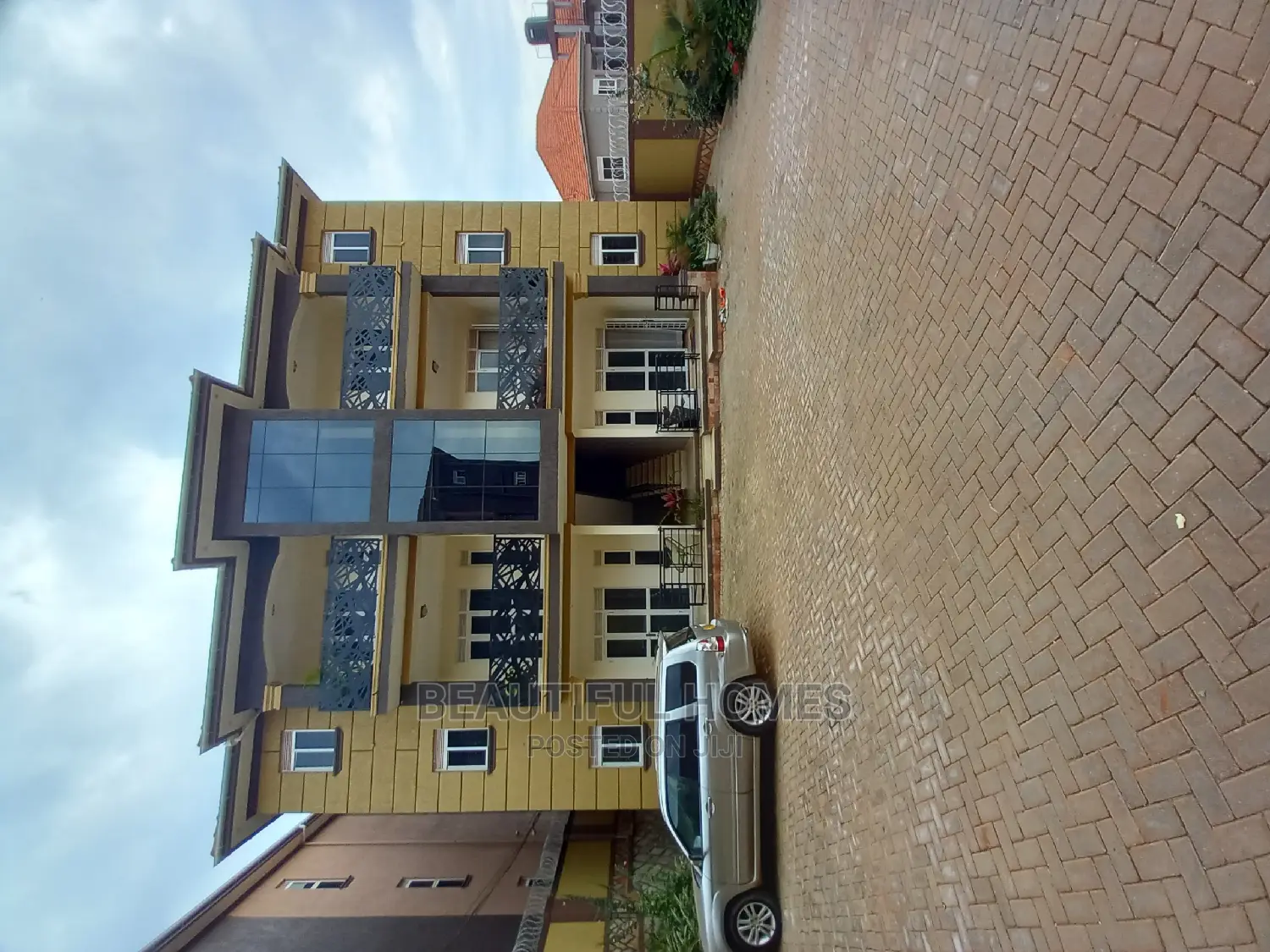 Furnished 2bdrm Apartment in Kisaasi, Nakawa for Sale
