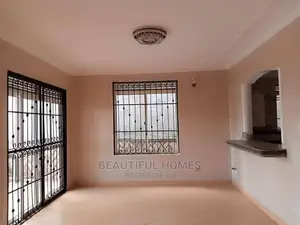 Furnished 5bdrm House in Kira for Sale