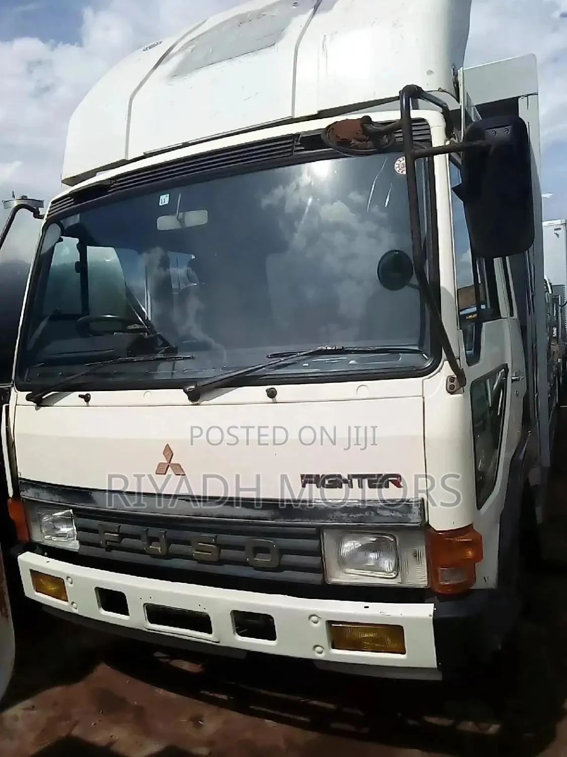Fuso Fighetr Truck