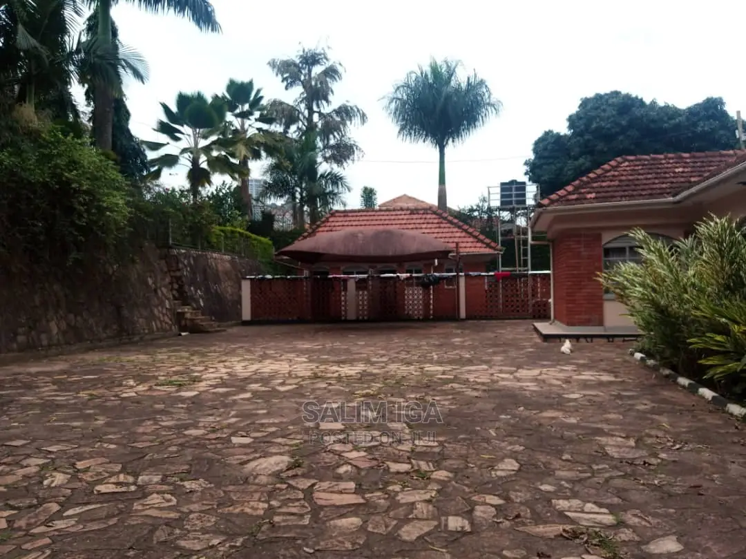3bdrm Bungalow in Kololo Property, Central Division for Rent