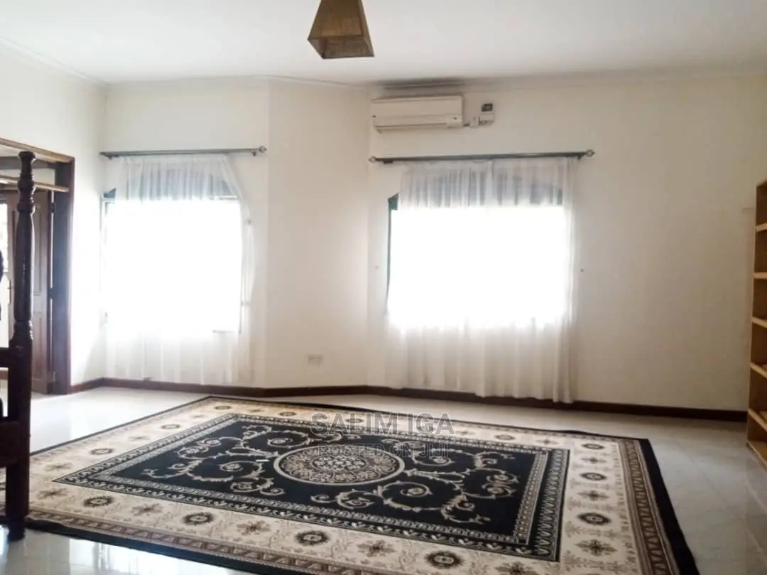 3bdrm Bungalow in Kololo Property, Central Division for Rent