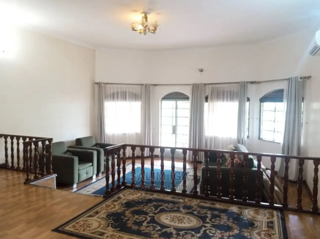 3bdrm Bungalow in Kololo Property, Central Division for Rent