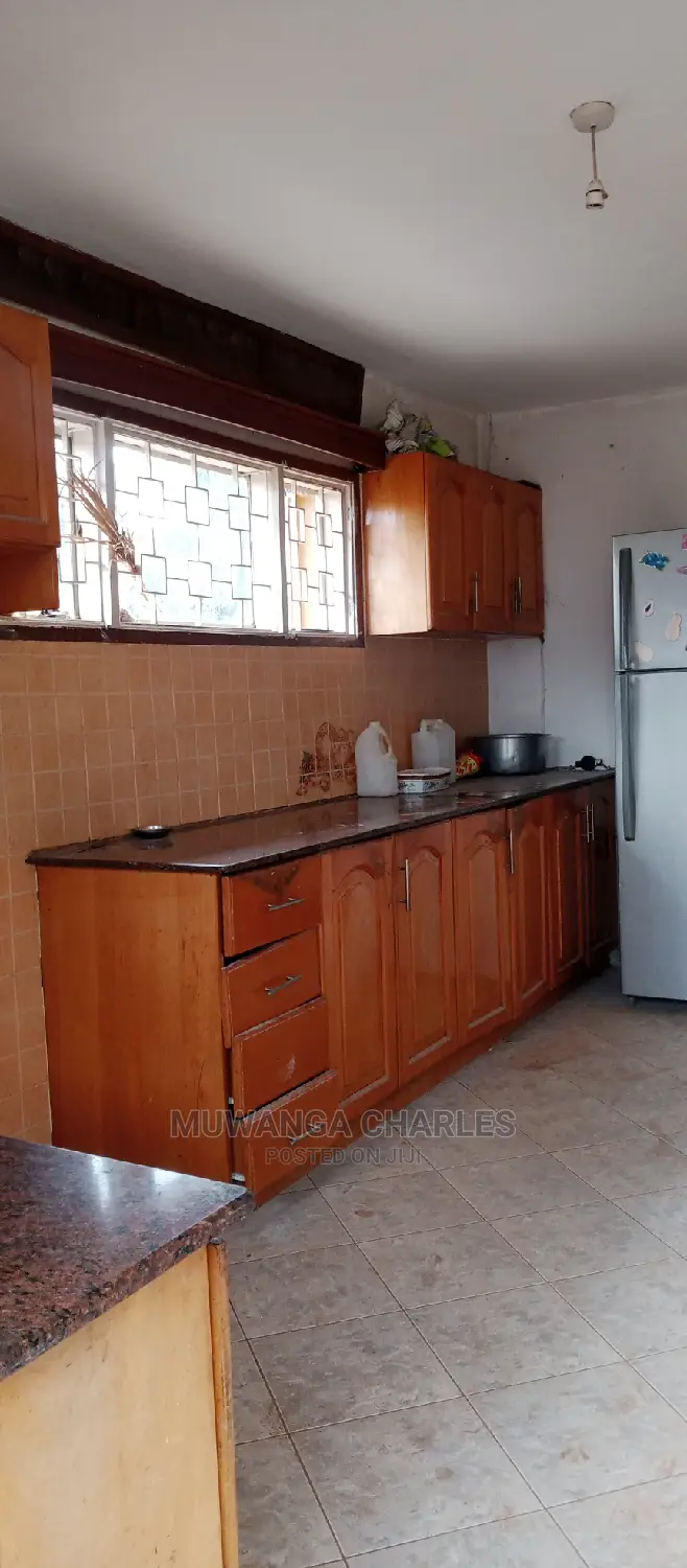 5bdrm Bungalow in Fs Properties Ltd, Central Division for Rent