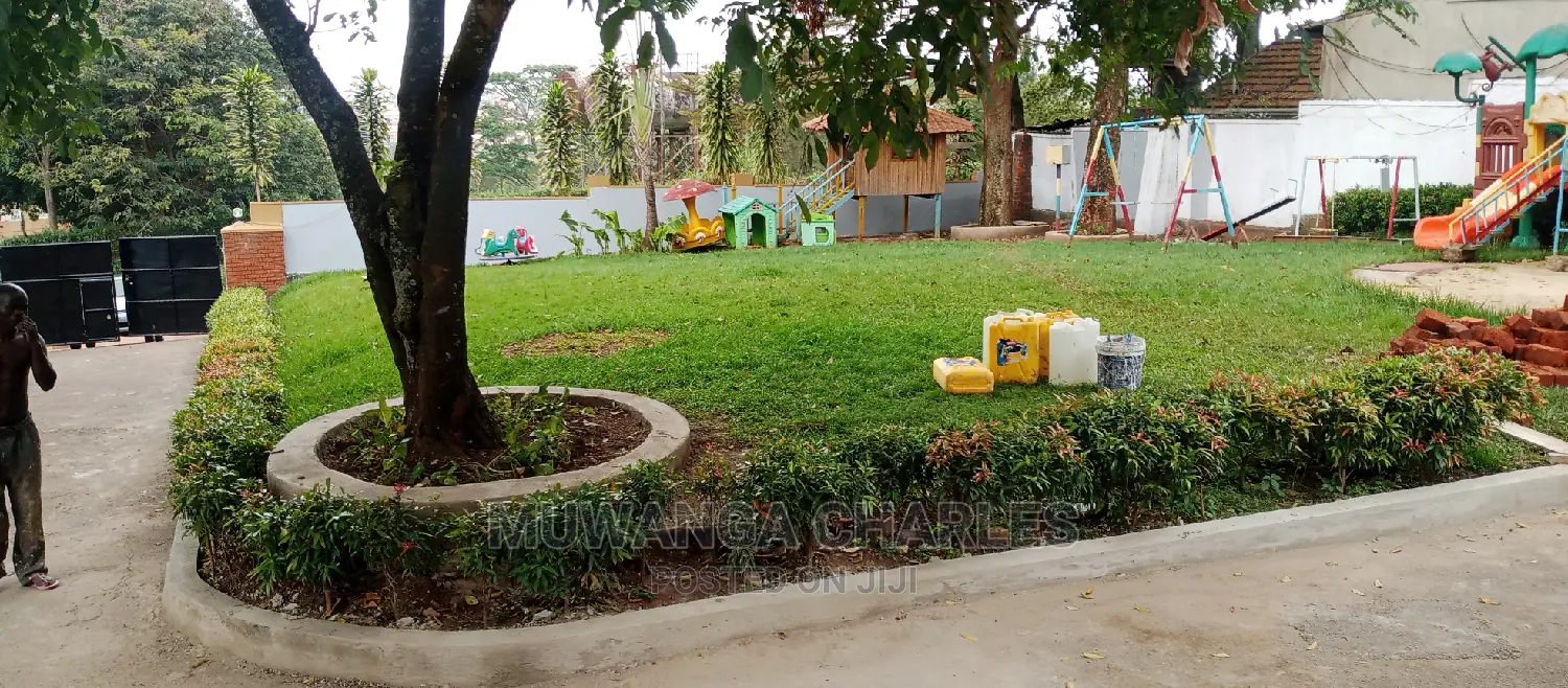 5bdrm Bungalow in Fs Properties Ltd, Central Division for Rent