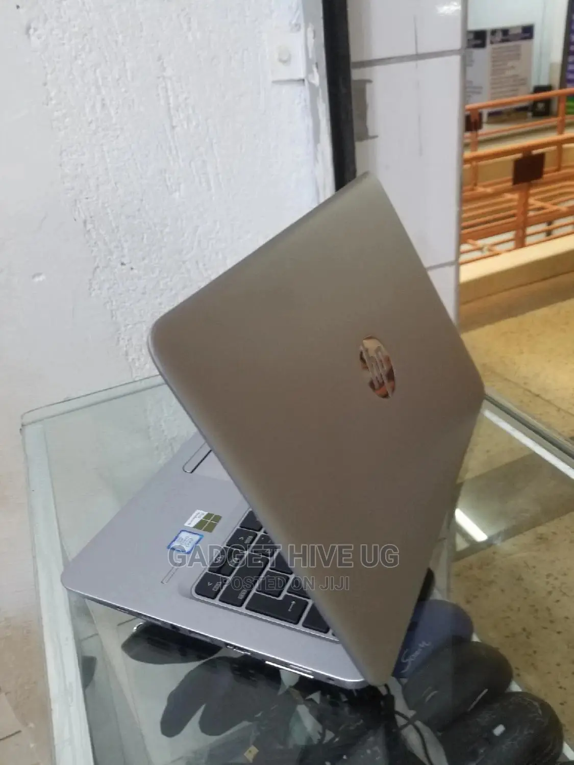 Laptop HP EliteBook 820 G3 8GB Intel Core I5 SSD 256GB