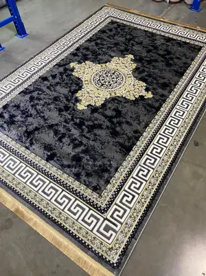 Centre Carpet