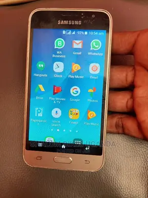 Samsung Galaxy J1 8 GB Silver