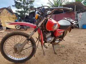 Yamaha 2017 Red