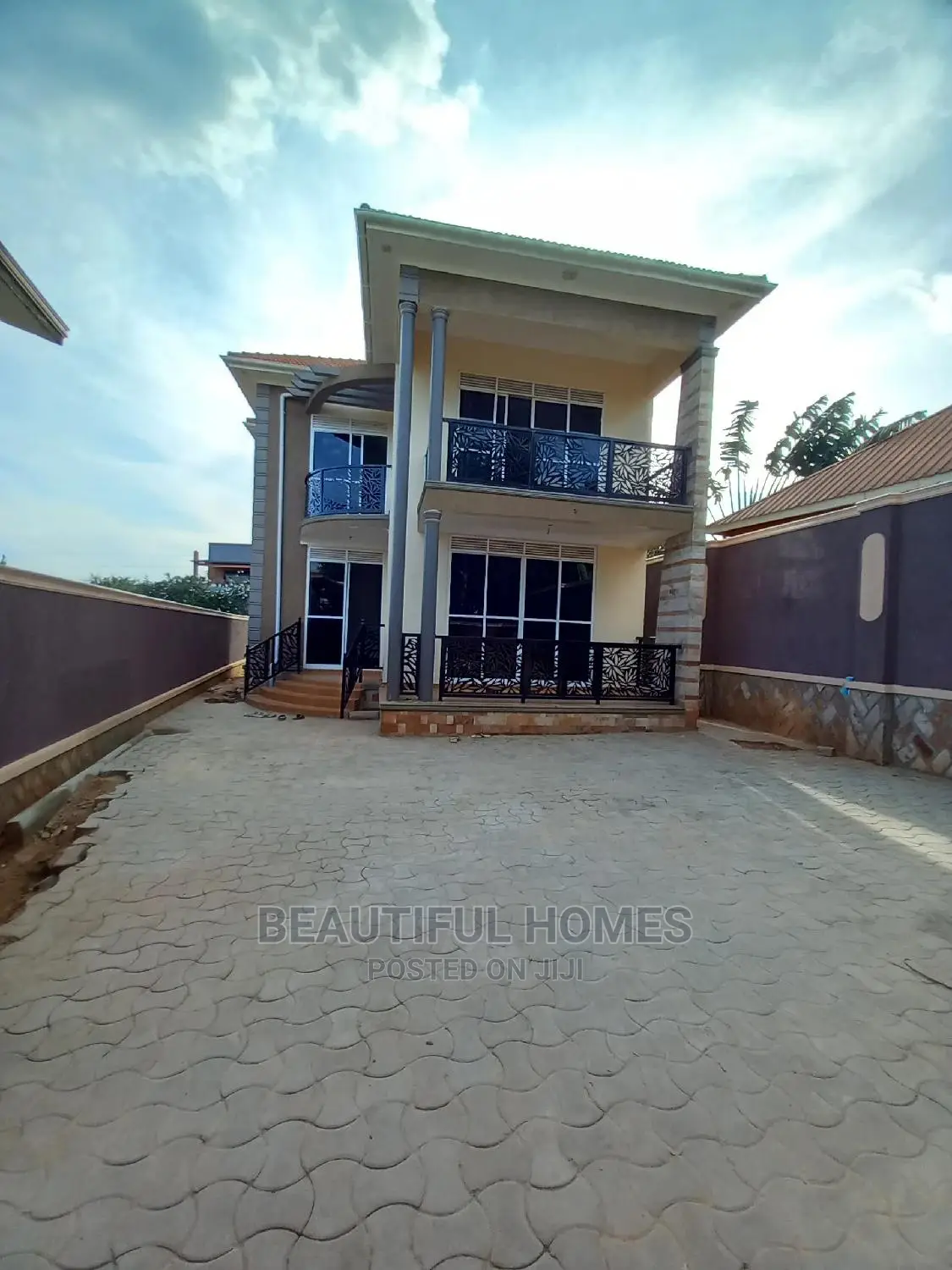 Furnished 4bdrm House in Kyanja, Central Division for Sale