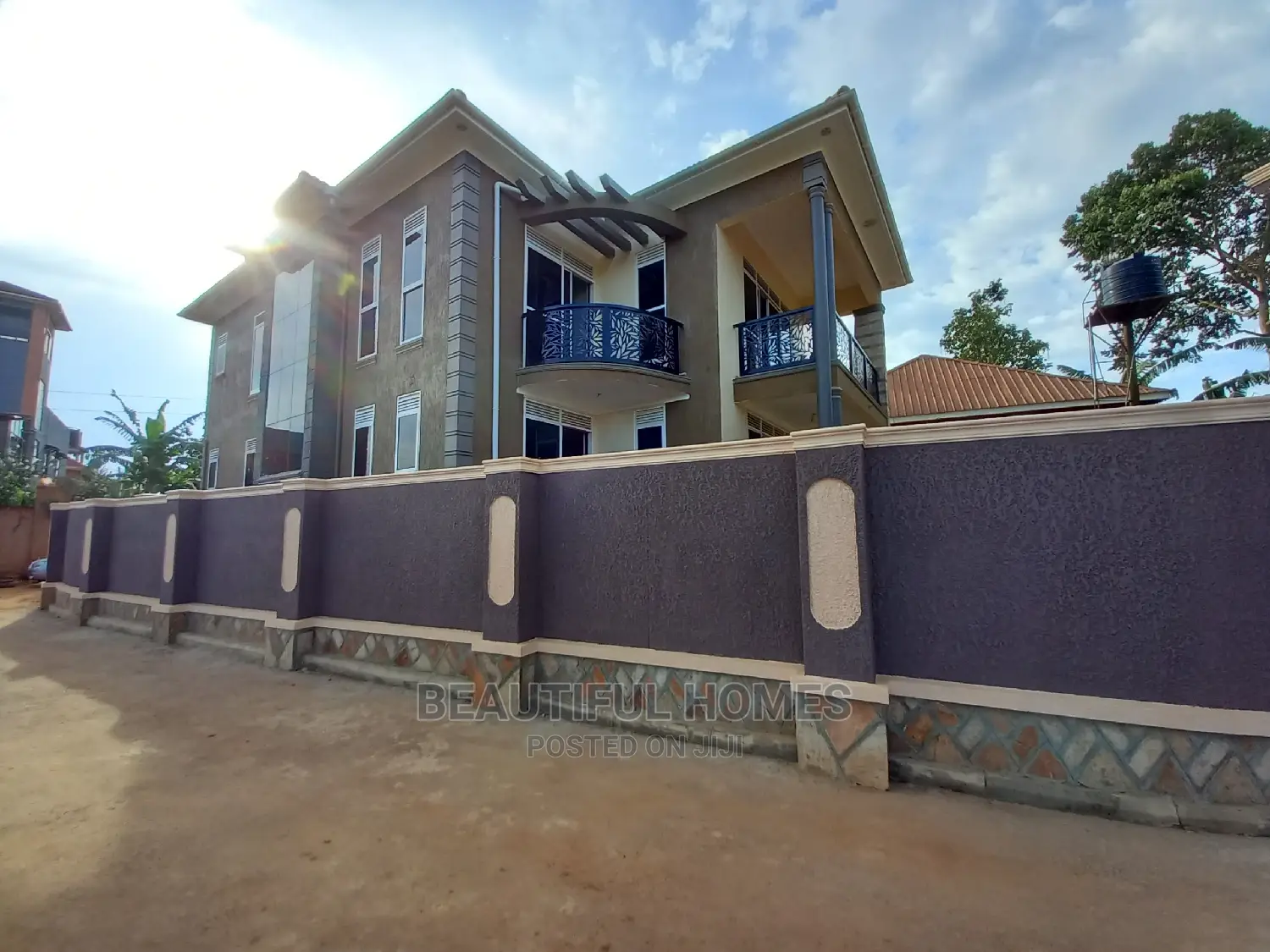 Furnished 5bdrm Mansion in Kisaasi, Central Division for Sale
