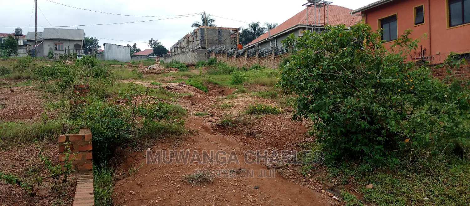 Plot on Sale in Kira