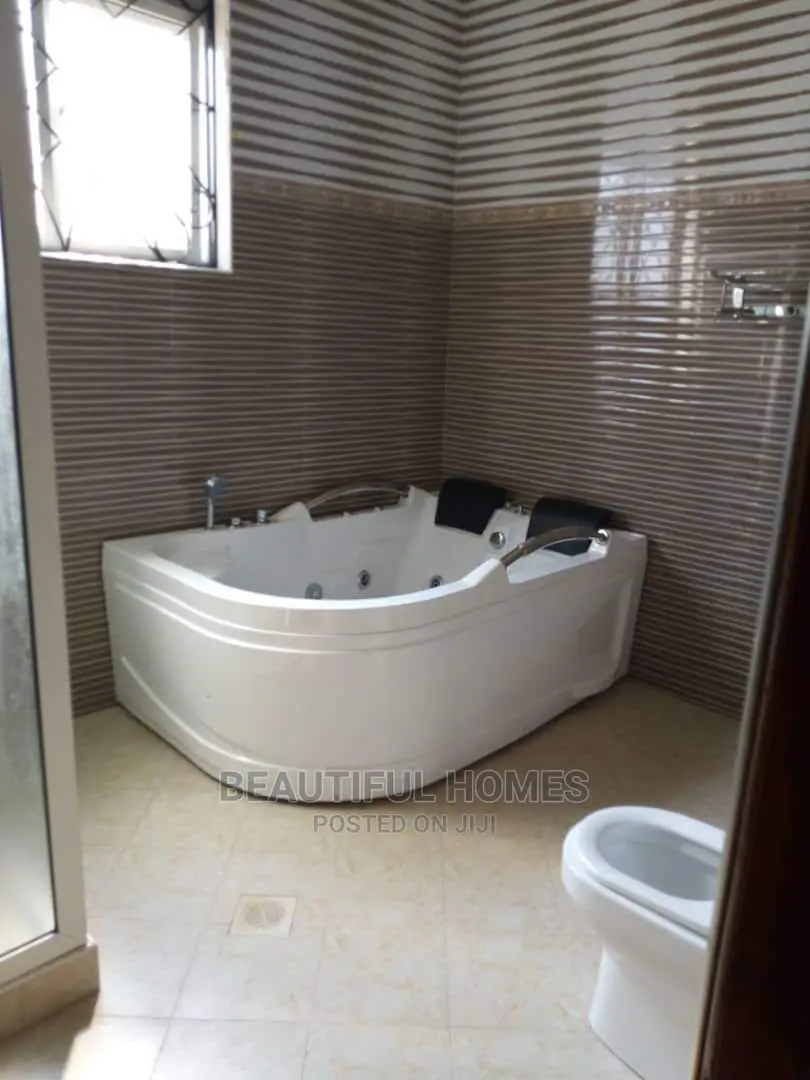 Furnished 4bdrm House in Kira for Sale