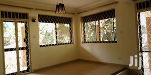3 Bedrooms House For Rent