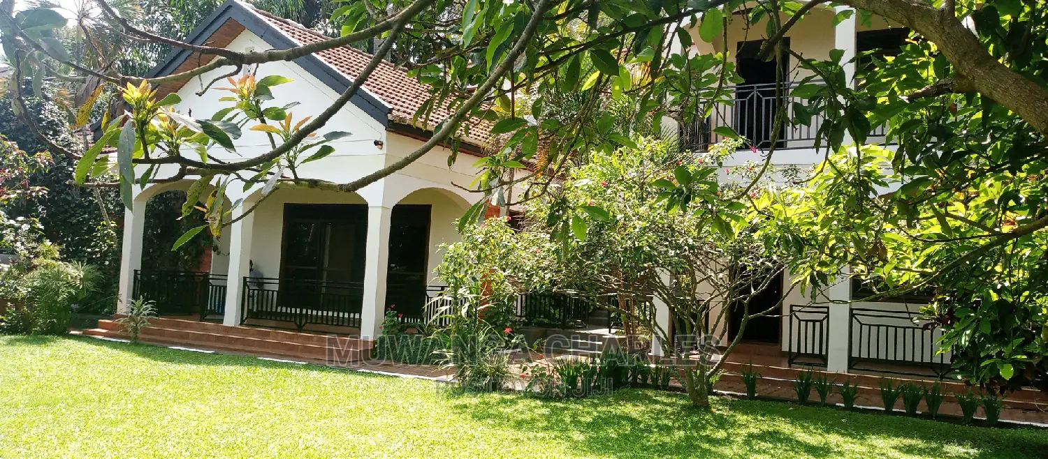 6bdrm Duplex in Fs Properties Ltd, Central Division for Rent