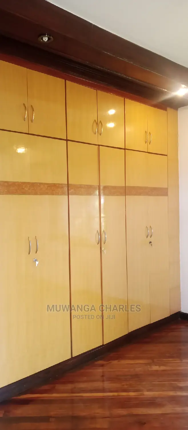 6bdrm Duplex in Fs Properties Ltd, Central Division for Rent