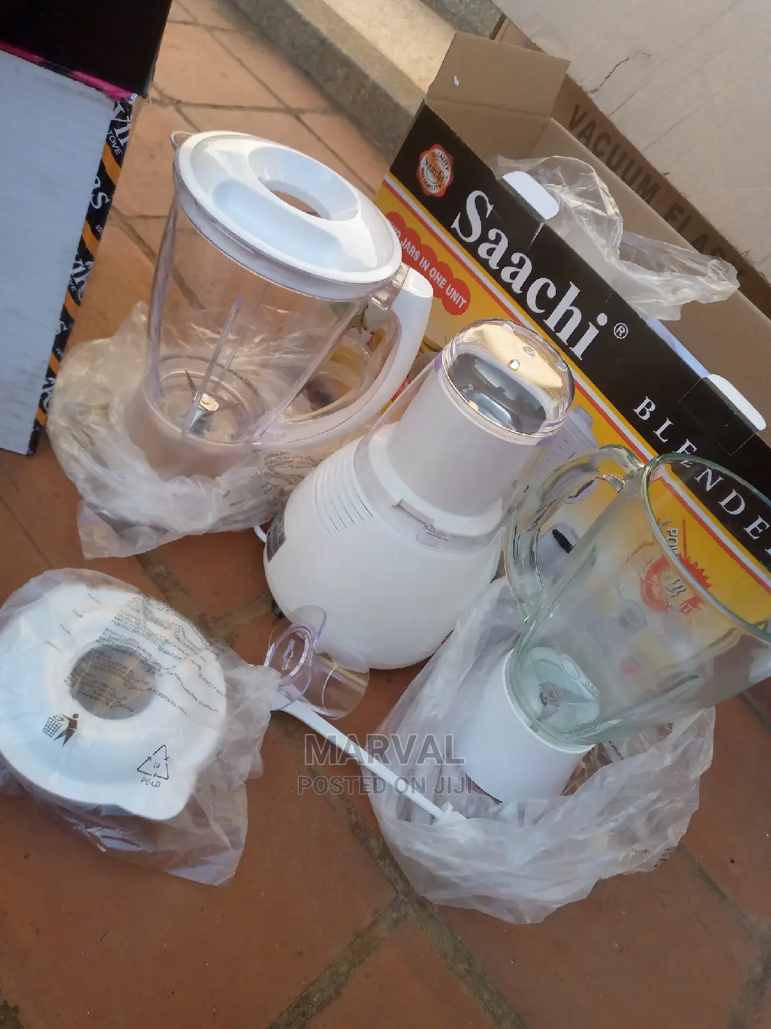 Saachi Blender