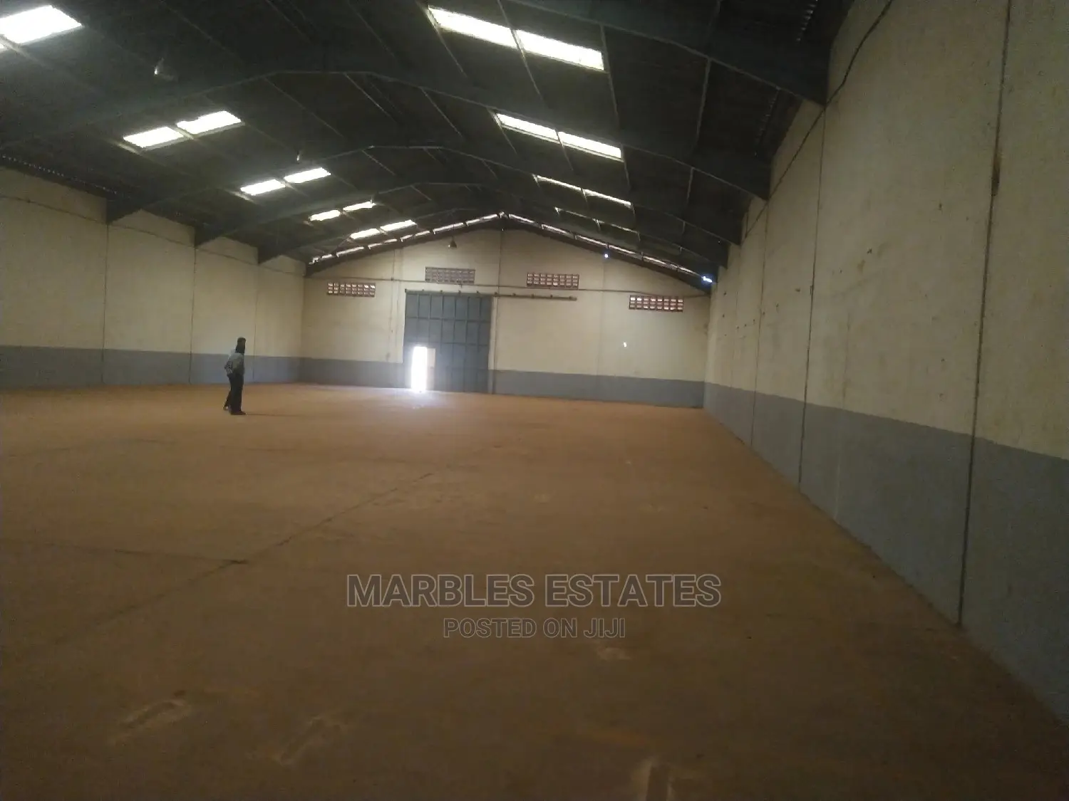 Warehouse for Rent in Ntinda With 1000sqms and 800.
