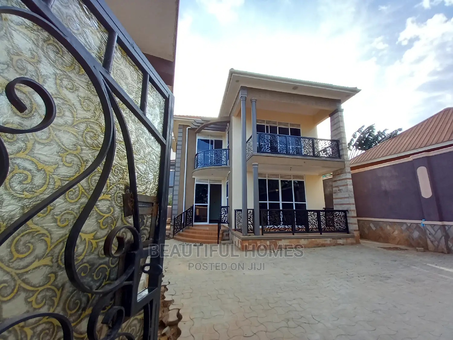 Furnished 4bdrm Mansion in Kisaasi, Nakawa for Sale