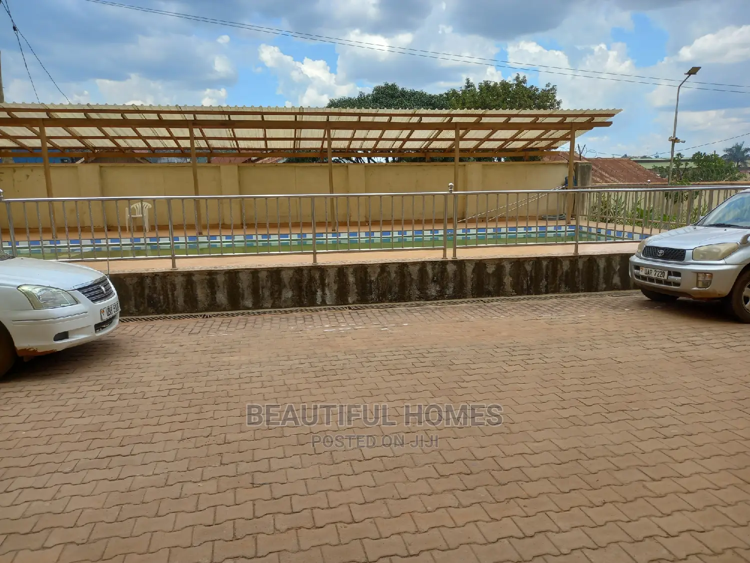 Furnished 2bdrm Condo in Bukoto, Central Division for Sale