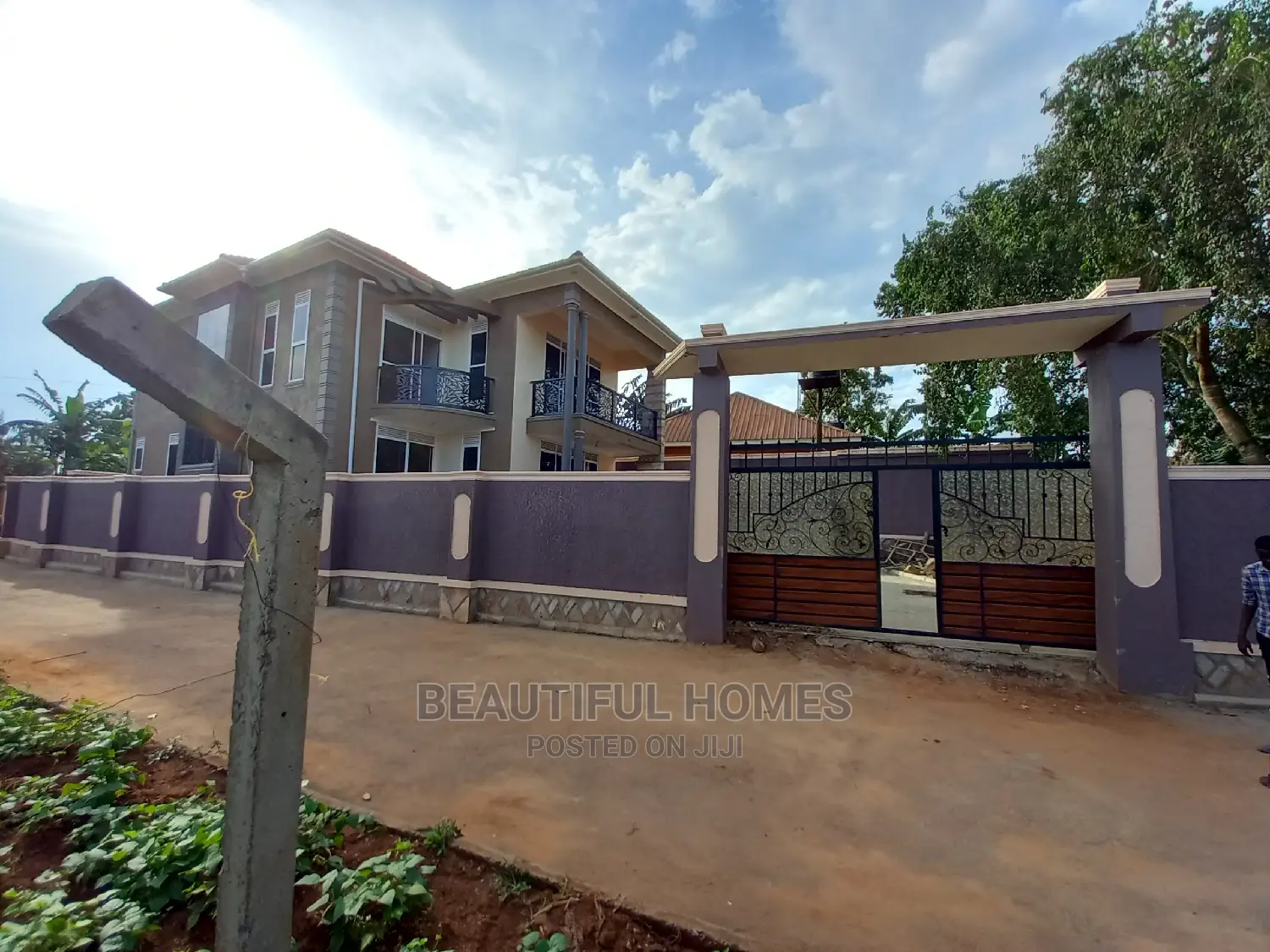 Furnished 4bdrm House in Kisaasi, Nakawa for Sale