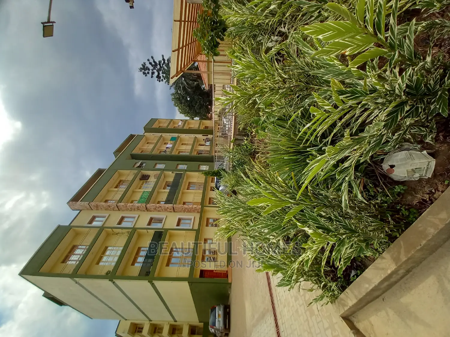 Furnished 2bdrm Condo in Bukoto, Central Division for Sale