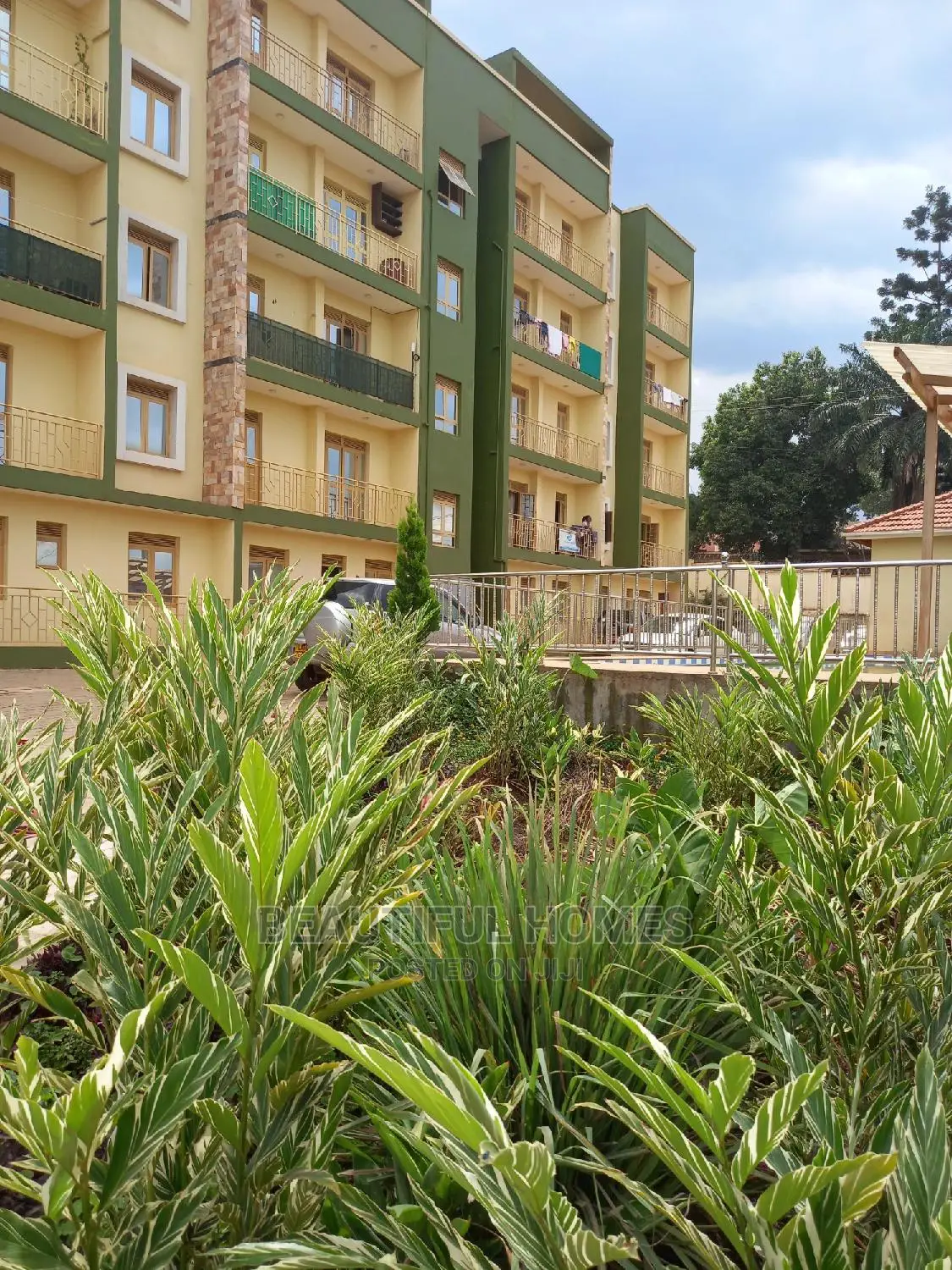 Furnished 2bdrm Condo in Bukoto, Central Division for Sale