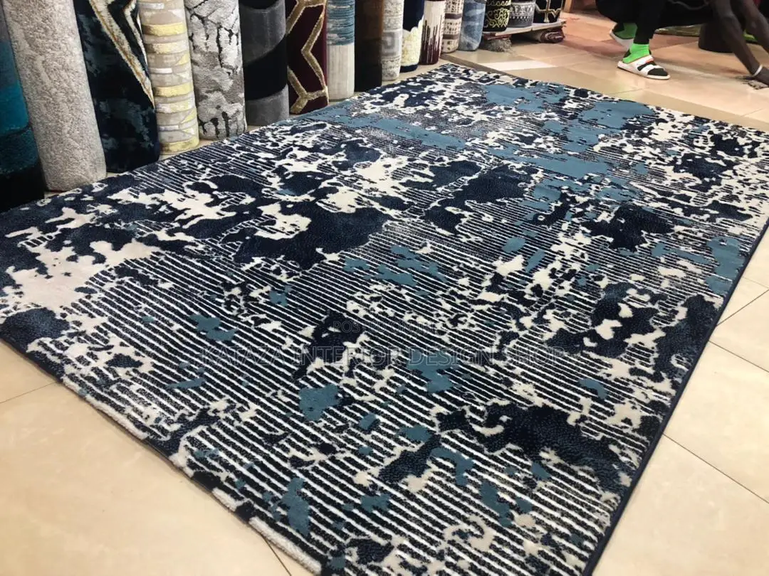 Centre Carpet
