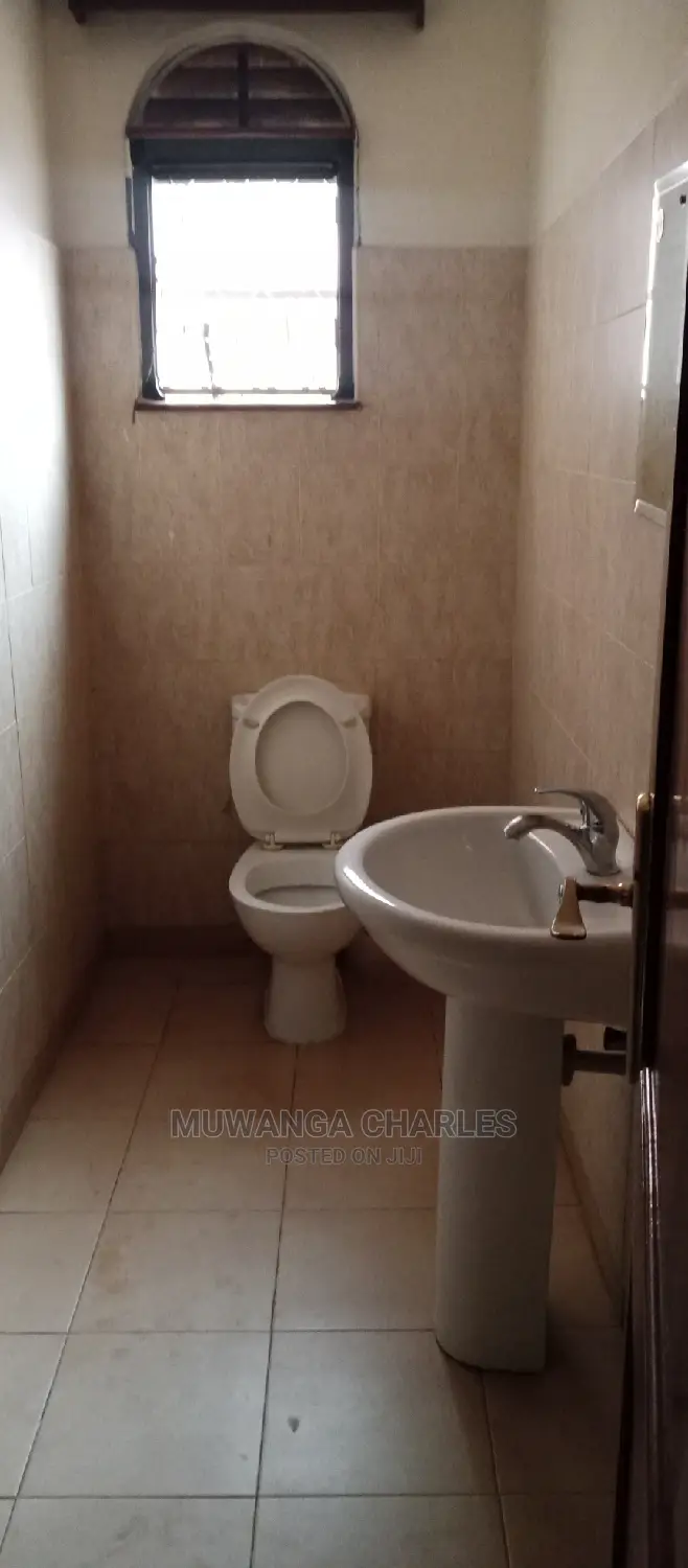 4bdrm House in Fs Properties Ltd, Central Division for Rent