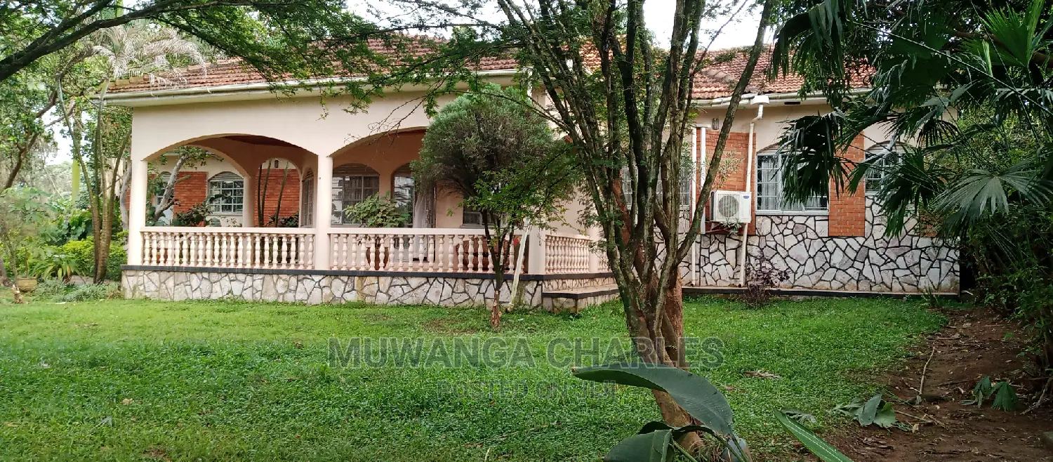4bdrm House in Fs Properties Ltd, Central Division for Rent