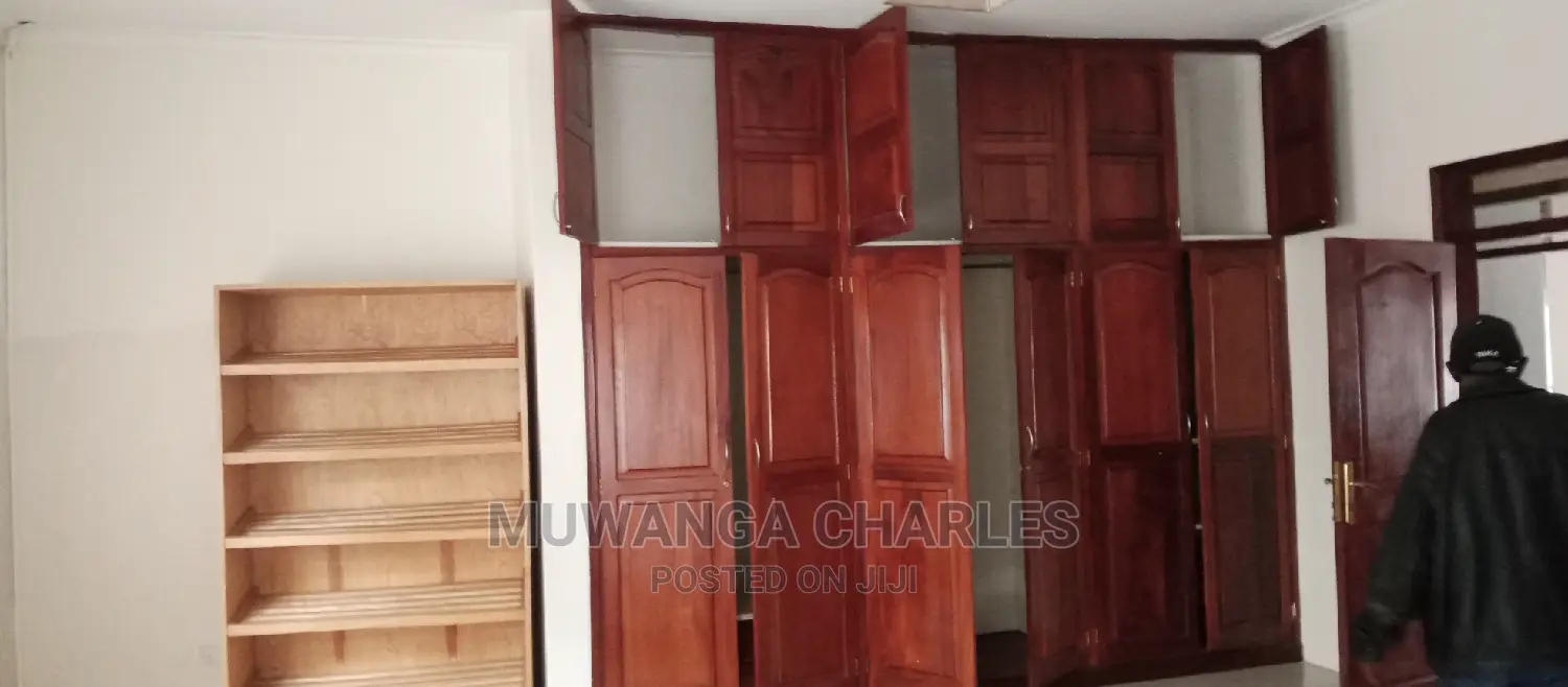 4bdrm House in Fs Properties Ltd, Central Division for Rent