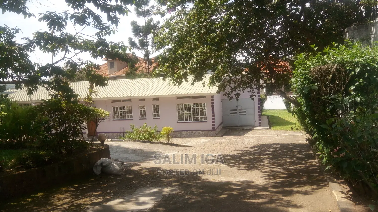 3bdrm Bungalow in Kololo Property, Central Division for Rent