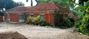 4bdrm House in Fs Properties Ltd, Central Division for Rent