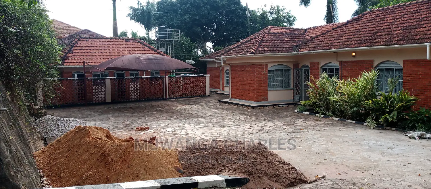4bdrm House in Fs Properties Ltd, Central Division for Rent