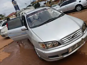Toyota Ipsum 1997 Silver