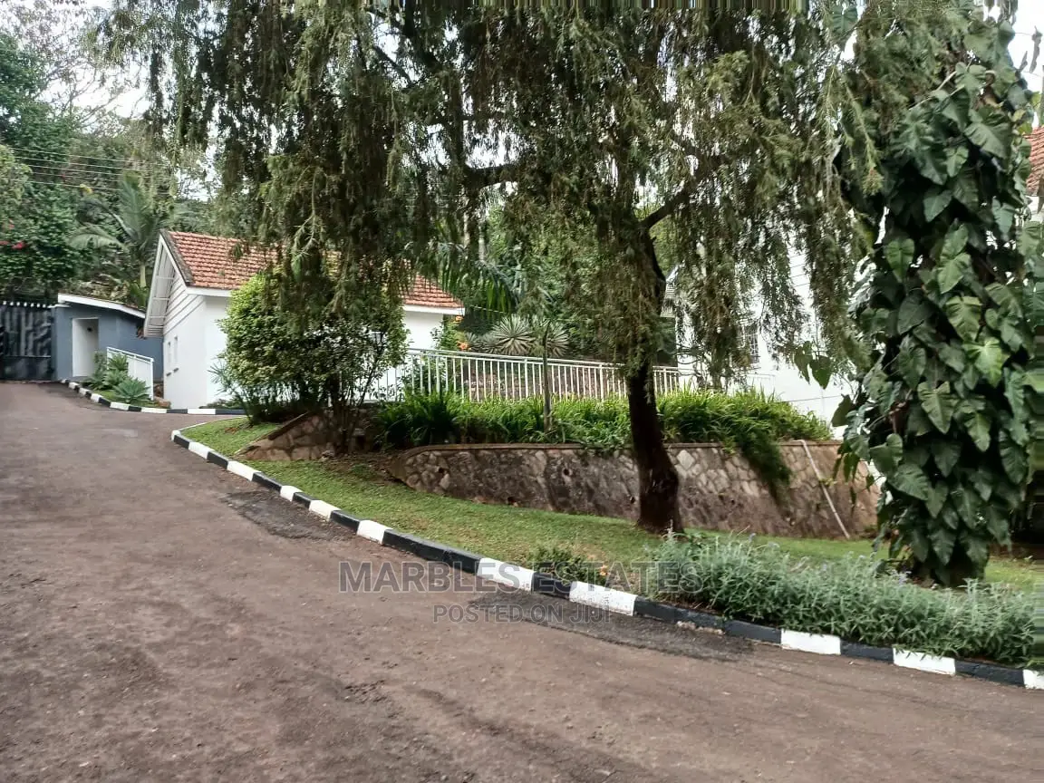 5bdrm Bungalow in Naguru, Central Division for Rent