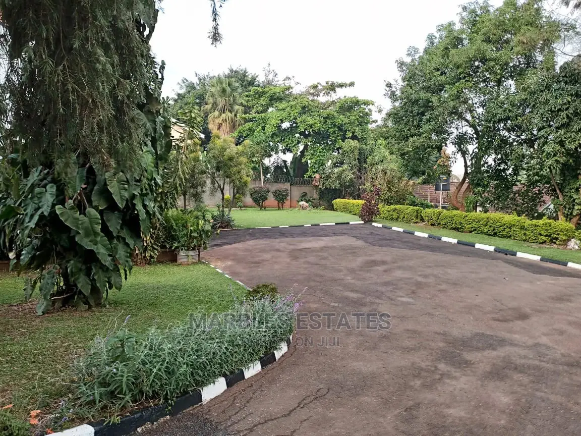 5bdrm Bungalow in Naguru, Central Division for Rent