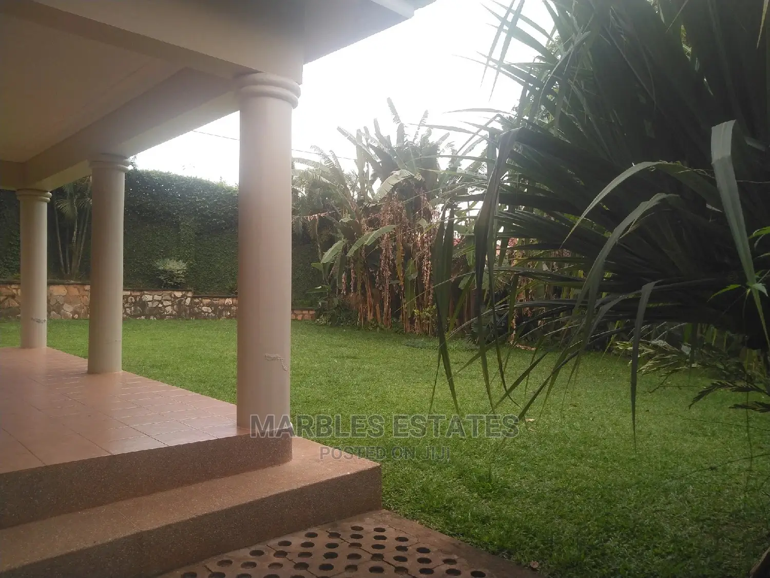 Furnished 3bdrm Townhouse/Terrace in Naguru, Central Division for Rent