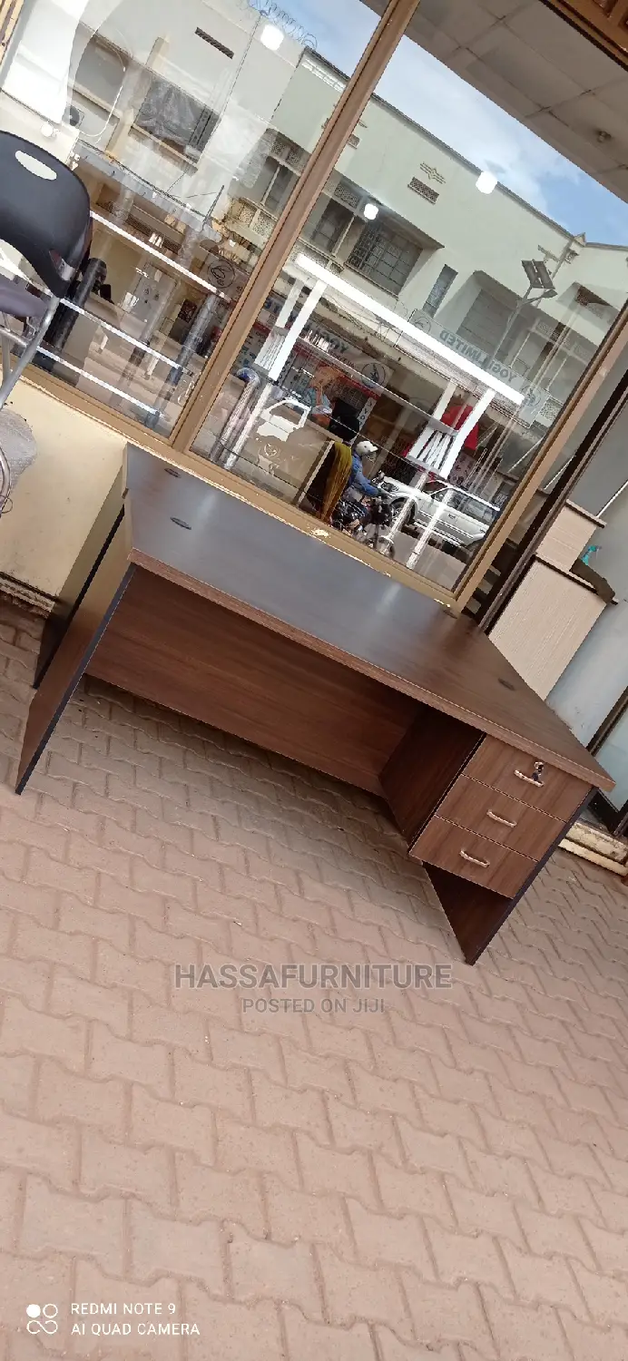 Executive Office Desk Size 160cm