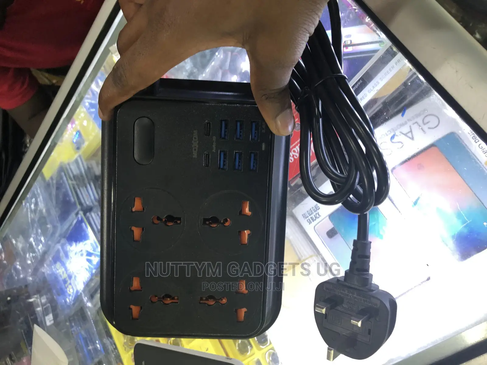 MAXOM Extension