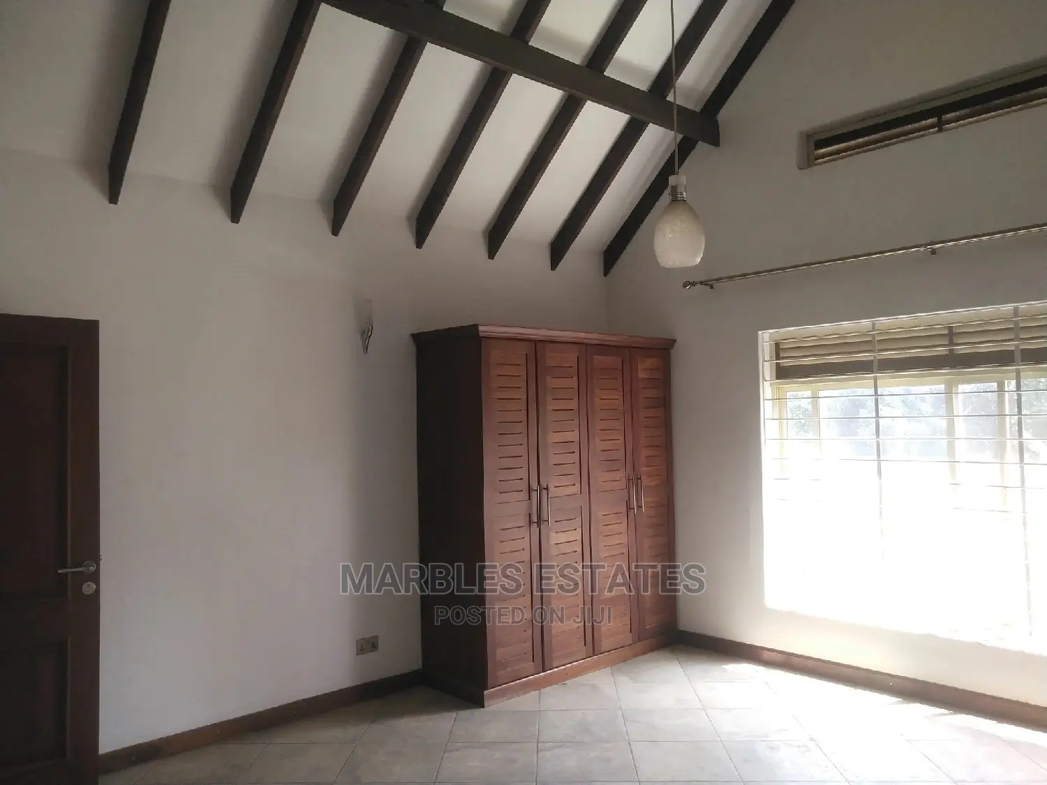 4bdrm Duplex in Bugolobi, Central Division for Rent