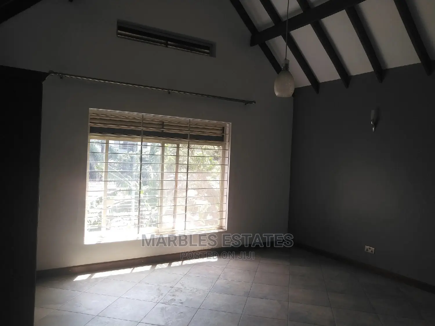4bdrm Duplex in Bugolobi, Central Division for Rent