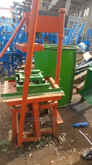 Block and Pever Making Machine