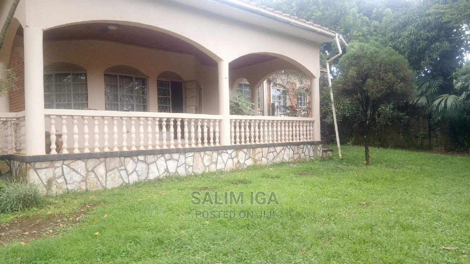 4bdrm Bungalow in Kololo Property, Central Division for Rent