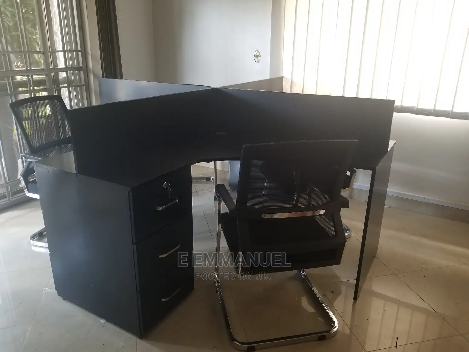 4 Seater Workstation