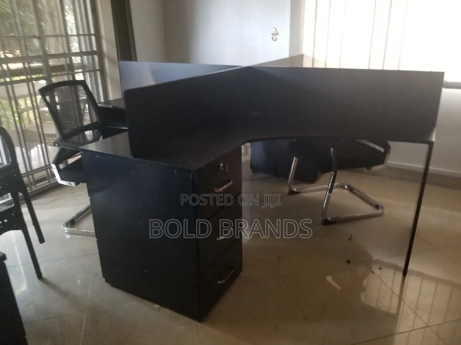 4 Seater Workstation