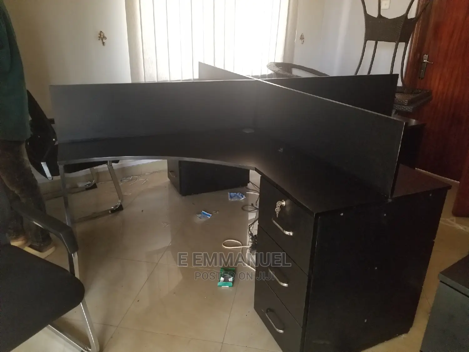 4 Seater Workstation