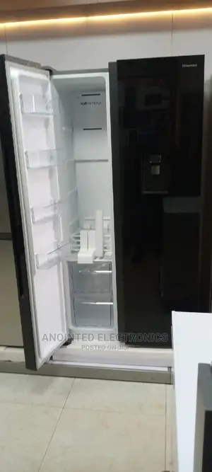 Hisence Refrigerator Black
