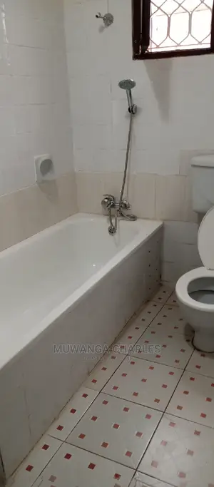 6bdrm House in Fs Properties Ltd, Central Division for Rent